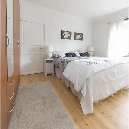 Bergstathastraeti Apartment *